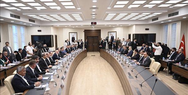 Cumhurbaşkanı Yardımcısı Yılmaz: Döviz kazandırıcı faaliyetlerin geliştirilmesi gerekiyor
