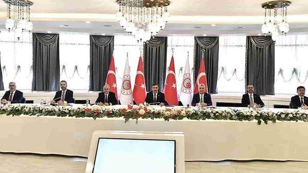 Ticaret Bakanlığı'nın ev sahipliğinde '2023 yılı 2.Yarıyıl Ekonomi ve İstişare Toplantısı' düzenlendi